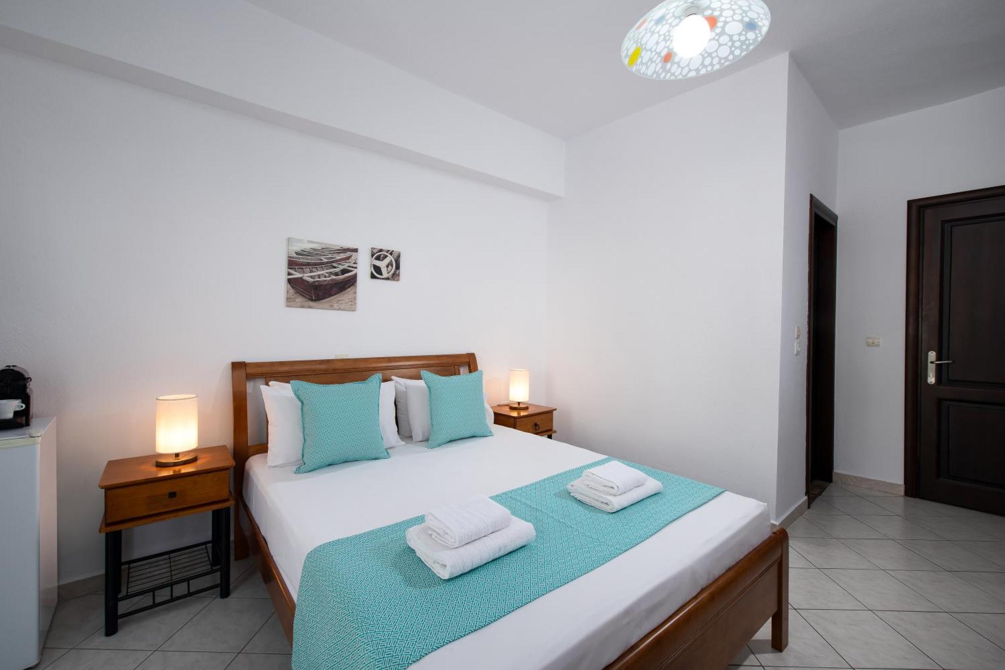 Kentrikon Rooms Лименария Екстериор снимка